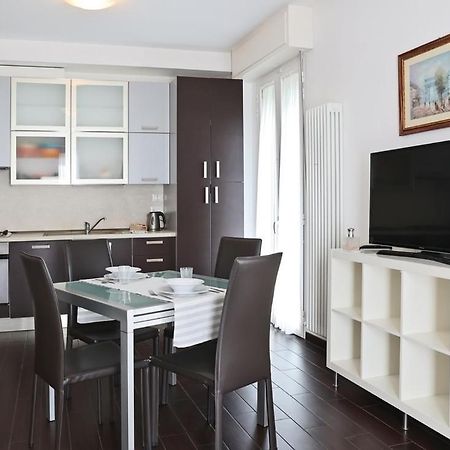 Casa Vacanze Aurora Centro Rimini Exterior foto