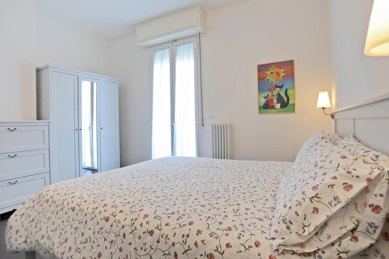 Casa Vacanze Aurora Centro Rimini Exterior foto