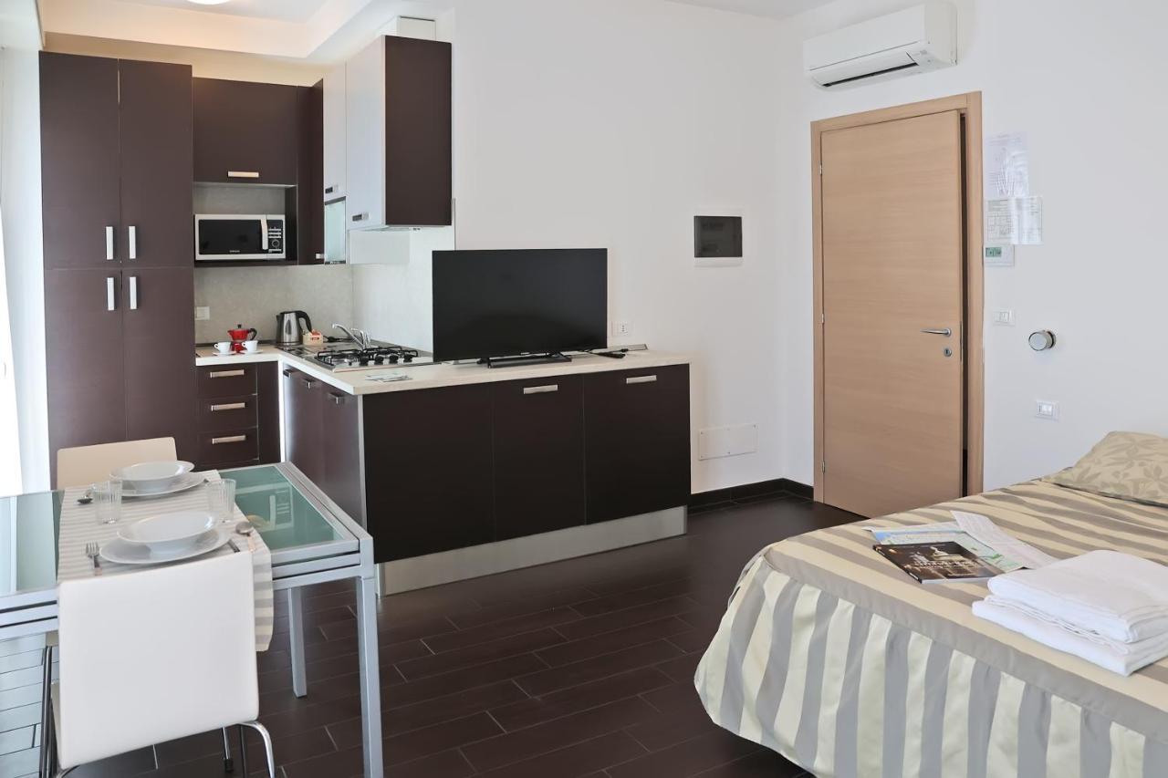 Casa Vacanze Aurora Centro Rimini Exterior foto