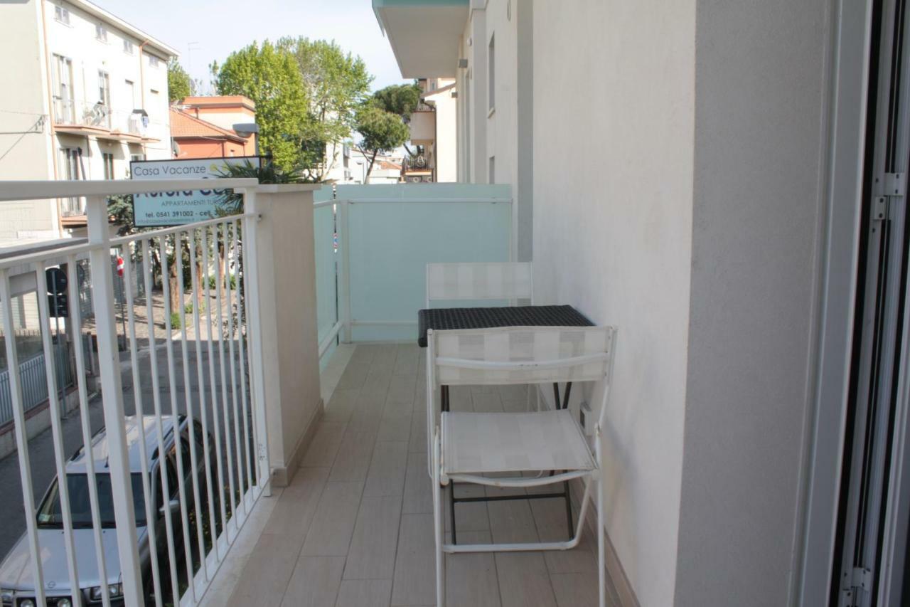 Casa Vacanze Aurora Centro Rimini Exterior foto